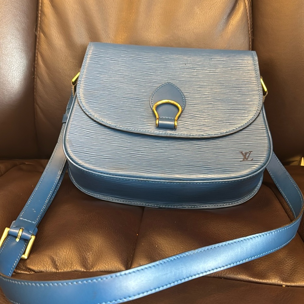 Louis Vuitton EPI leather cloud PM bag